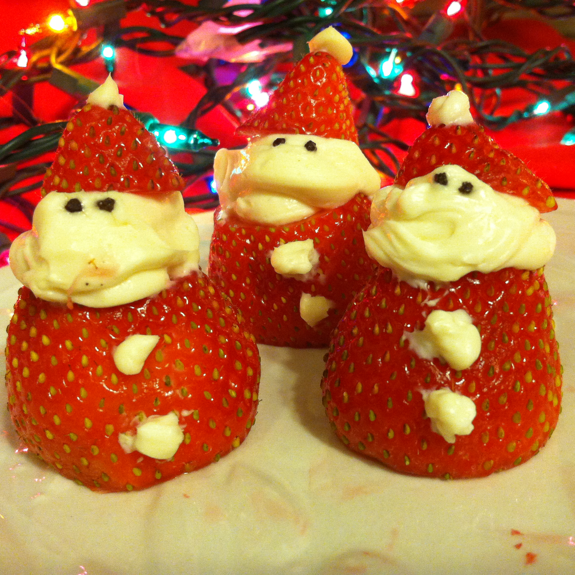 Ho, Ho, Ho-w To Make Strawberry Santas