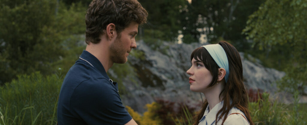 JACK QUAID as Josh and SOPHIE THATCHER as Iris in New Line Cinema’s “COMPANION,” a Warner Bros. Pictures release.