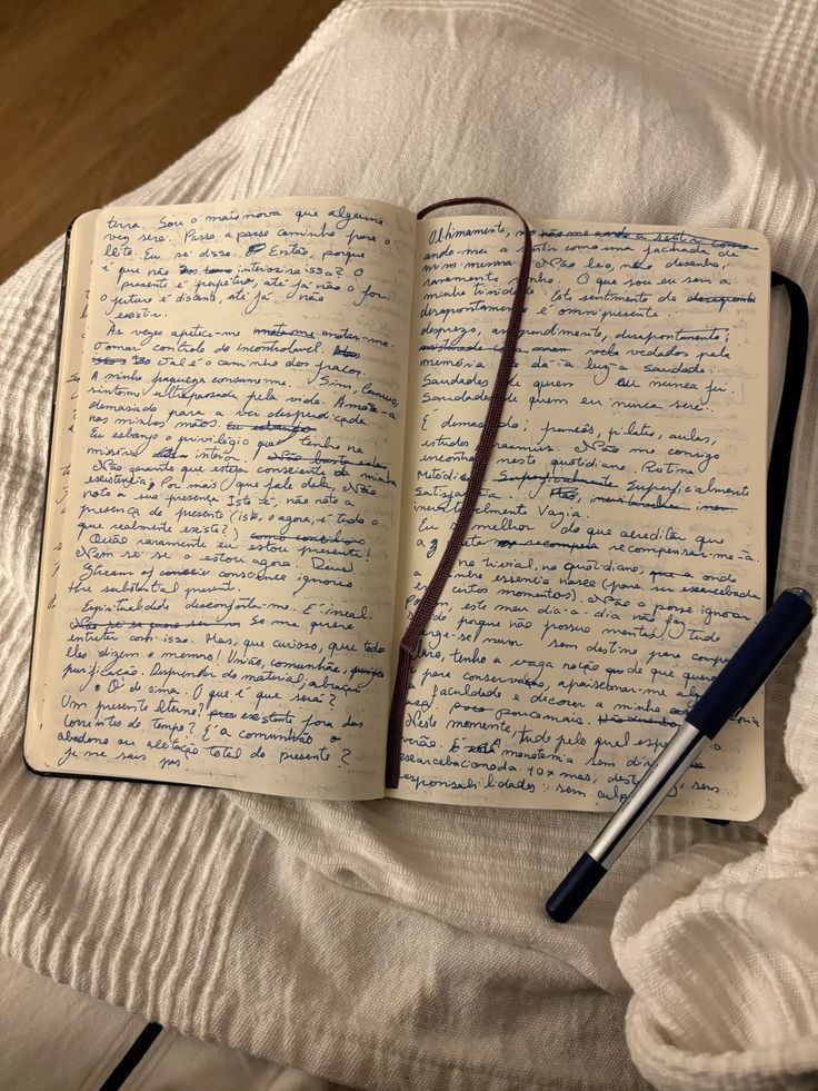 How to Journal Without Trying to Convince Your Journal That You’re Cool